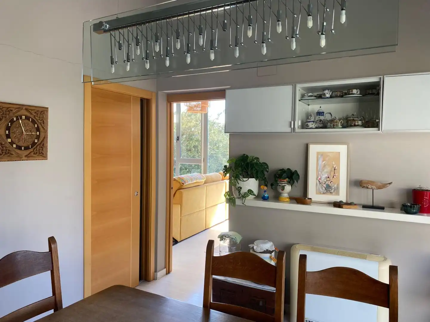 Menjador de Casa o xalet en venda en Sariego amb Calefacció, Terrassa i Traster