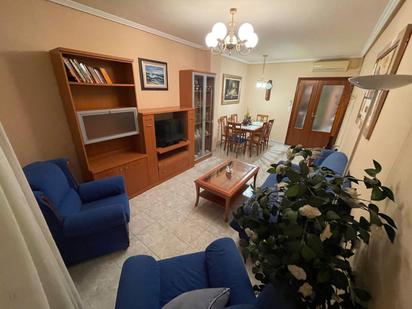 Living room of Flat to rent in  Zaragoza Capital  with Heating, Furnished and Oven