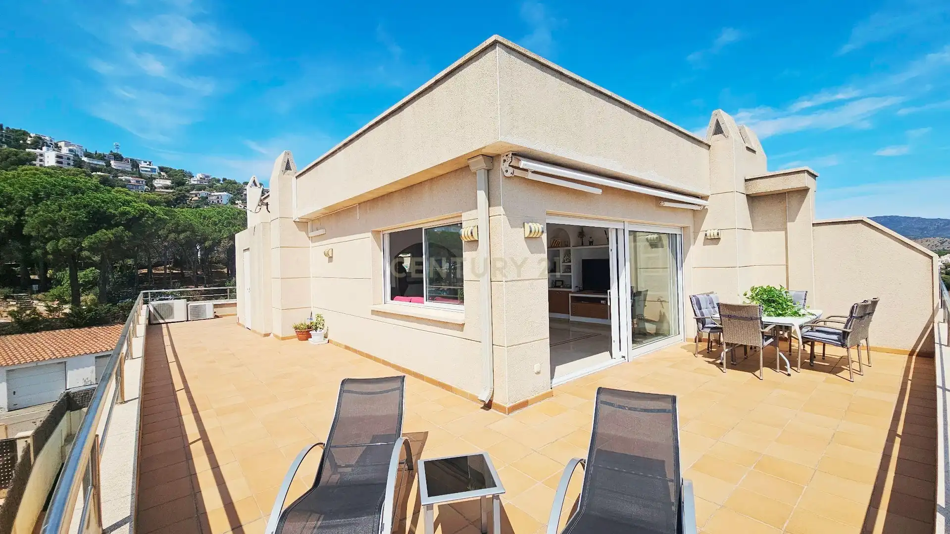 Terrassa de Dúplex en venda en Llançà amb Traster, Forn i Rentadora
