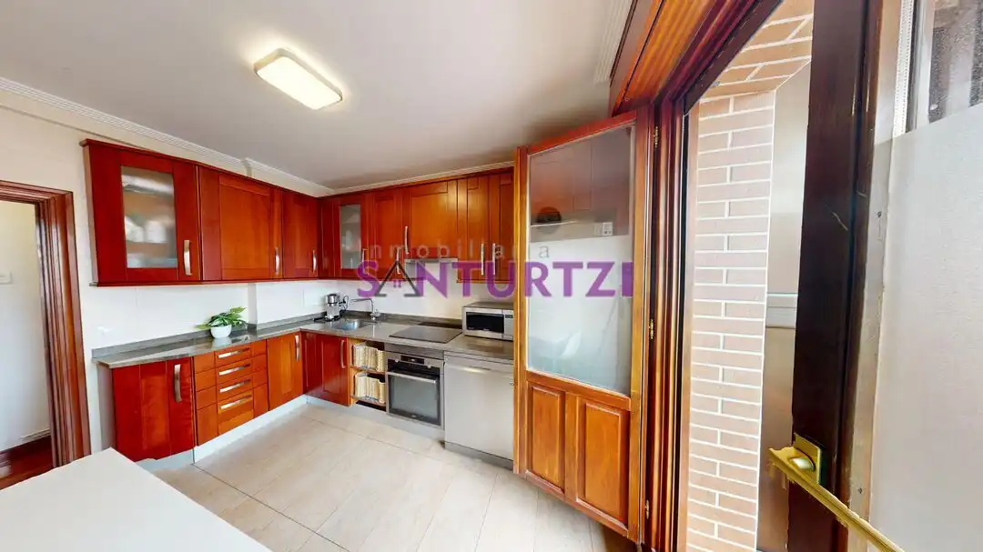 Küche von Wohnung zum Verkauf in Barakaldo  mit Heizung und Balkon