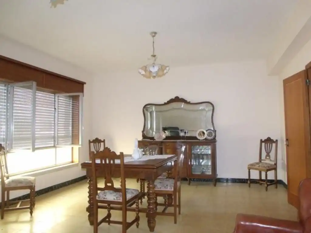 Comedor de Piso en venta en Cuntis con Trastero, Lavadora y Balcón