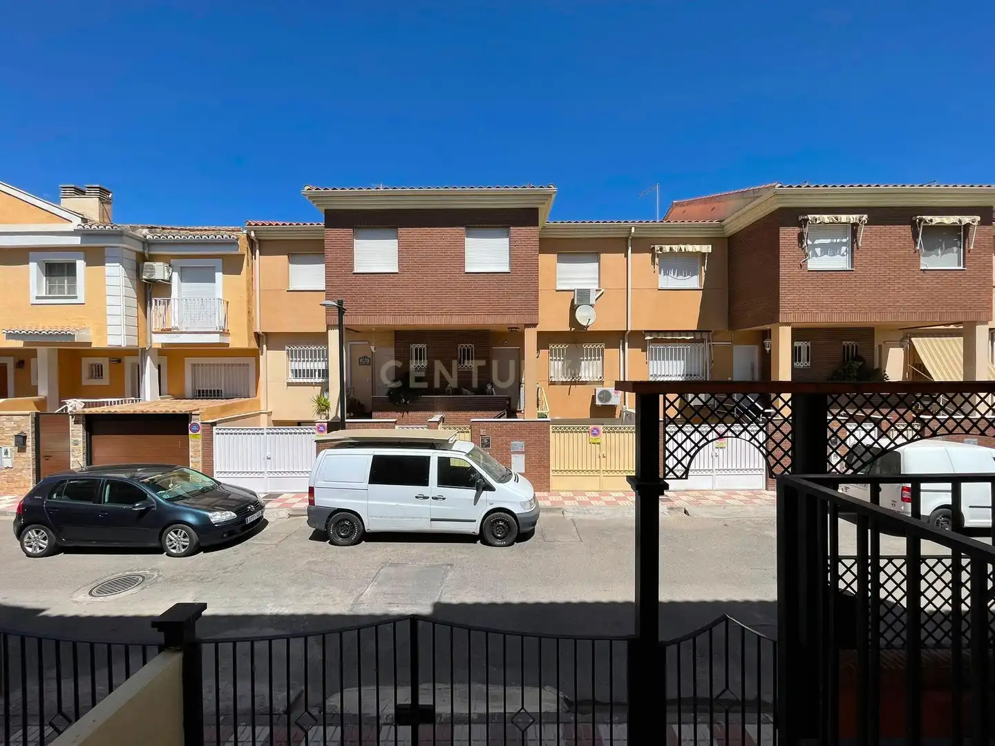 Exterior view of Houses for rent in Armilla  with Air Conditioner and Washing machine