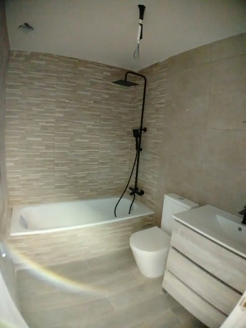 Baño de Casa o chalet en venta en Ugena con Calefacción, Jardín privado y Internet