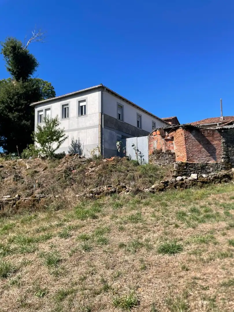 Casa in vendita a Pantón