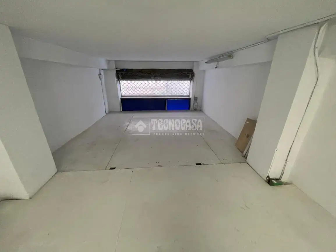 Büro zum Verkauf in Antequera
