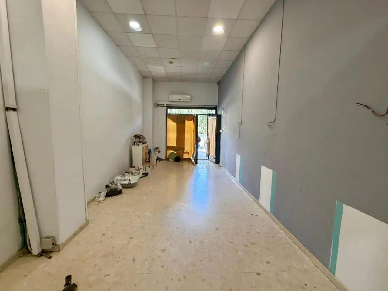 Local de alquiler en Montcada i Reixac con Aire acondicionado