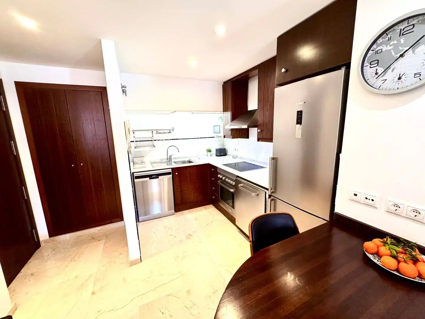 Cuina de Apartament en venda en Torrevieja amb Aire condicionat, Calefacció i Jardí privat