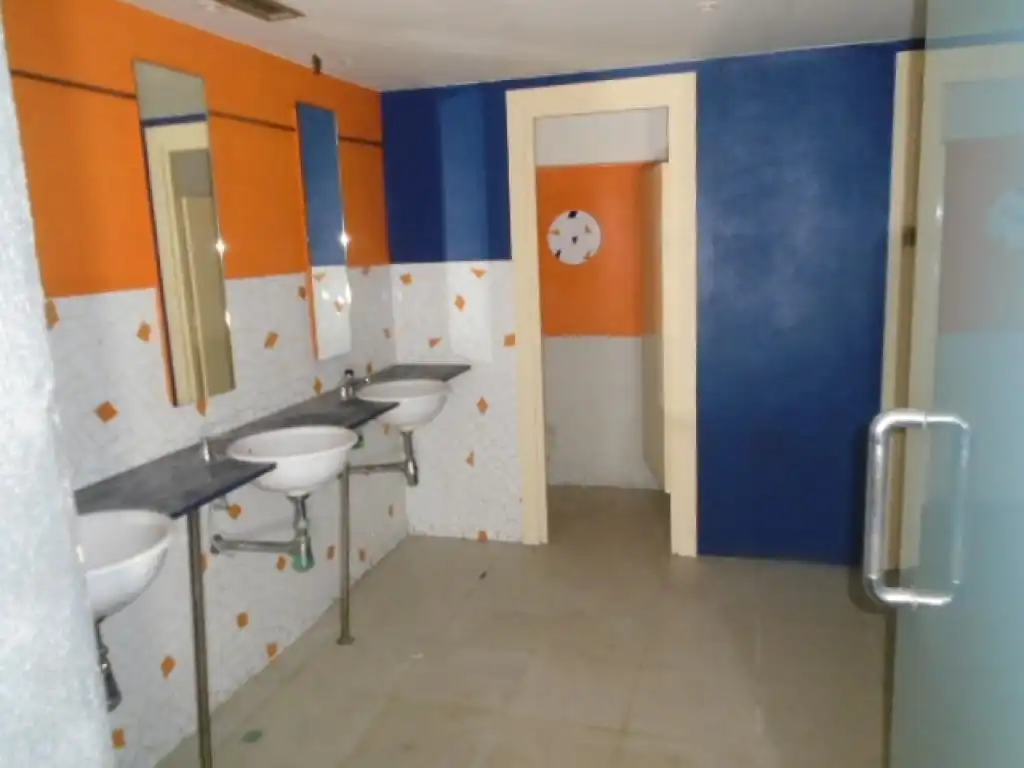 Local comercial en venta en c/ anton franch, imagen 3