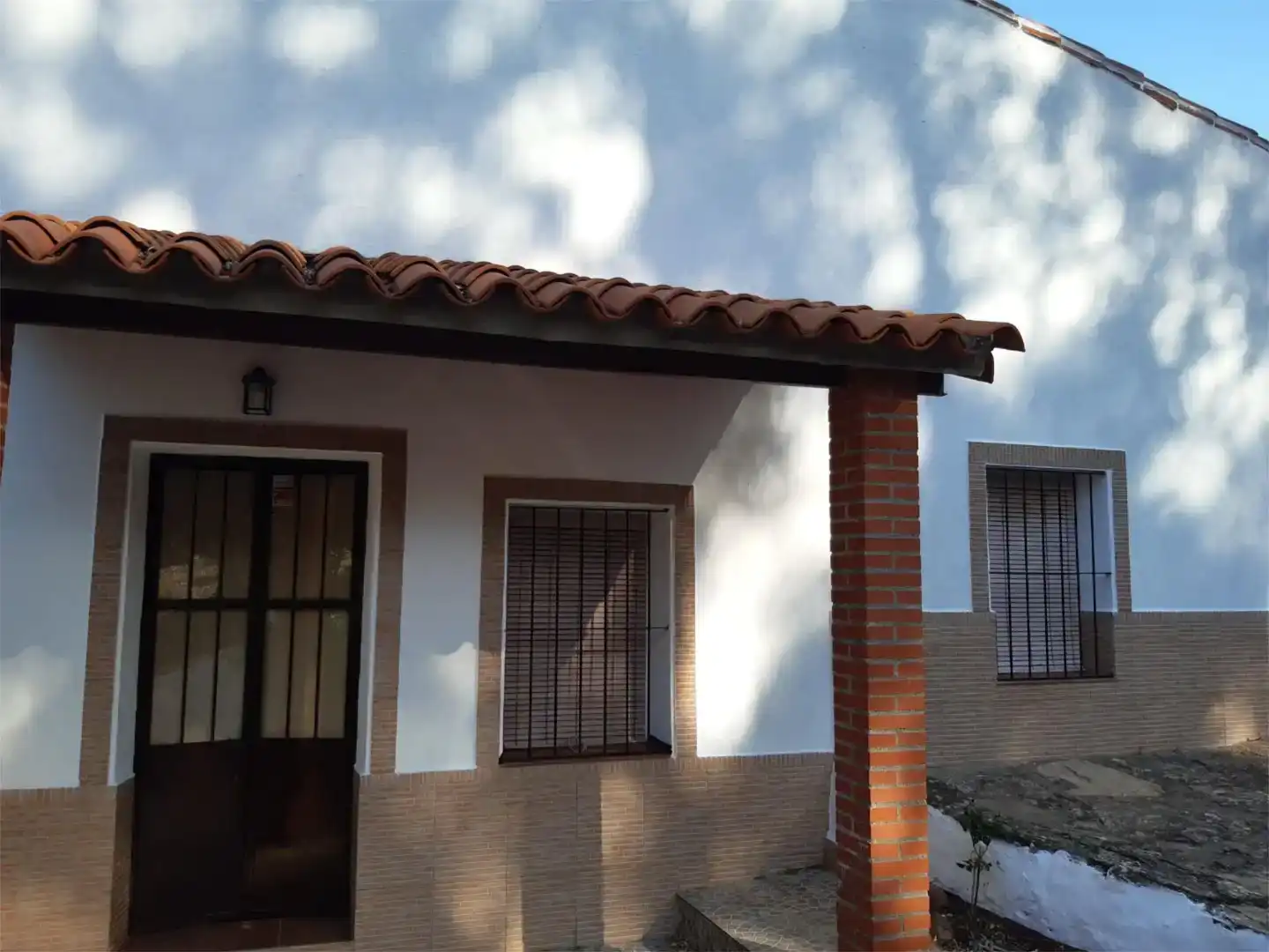Vista exterior de Finca rústica en venta en Fuentes de León