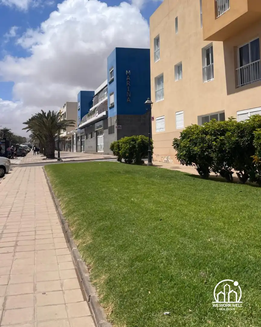 Vista exterior de Casa adosada en venda en Puerto del Rosario amb Jardí privat, Parquet i Terrassa