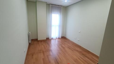 Foto 5 de Pis de lloguer a Calle Eusebio Santamaría, Peñacastillo - Nueva Montaña, Santander