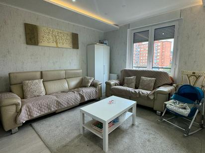 Living room of Flat for sale in Bilbao   with Balcony