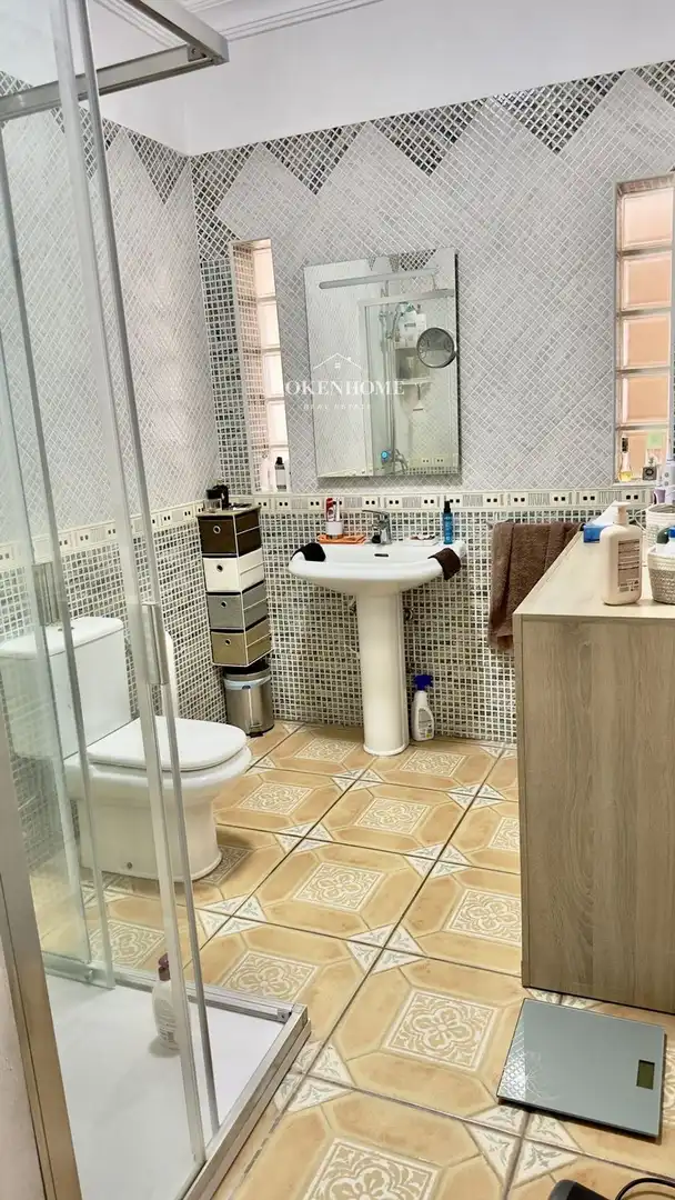 Baño de Casa adosada en venta en Santiago del Teide con Aire acondicionado, Terraza y Trastero