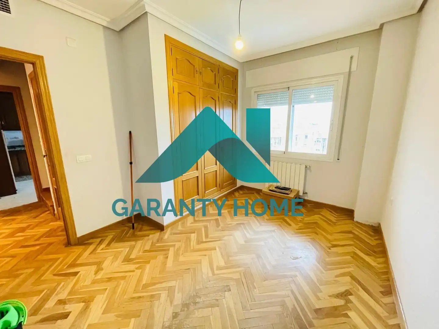Vista exterior de Piso en venta en Cáceres con Aire acondicionado, Calefacción y Parquet