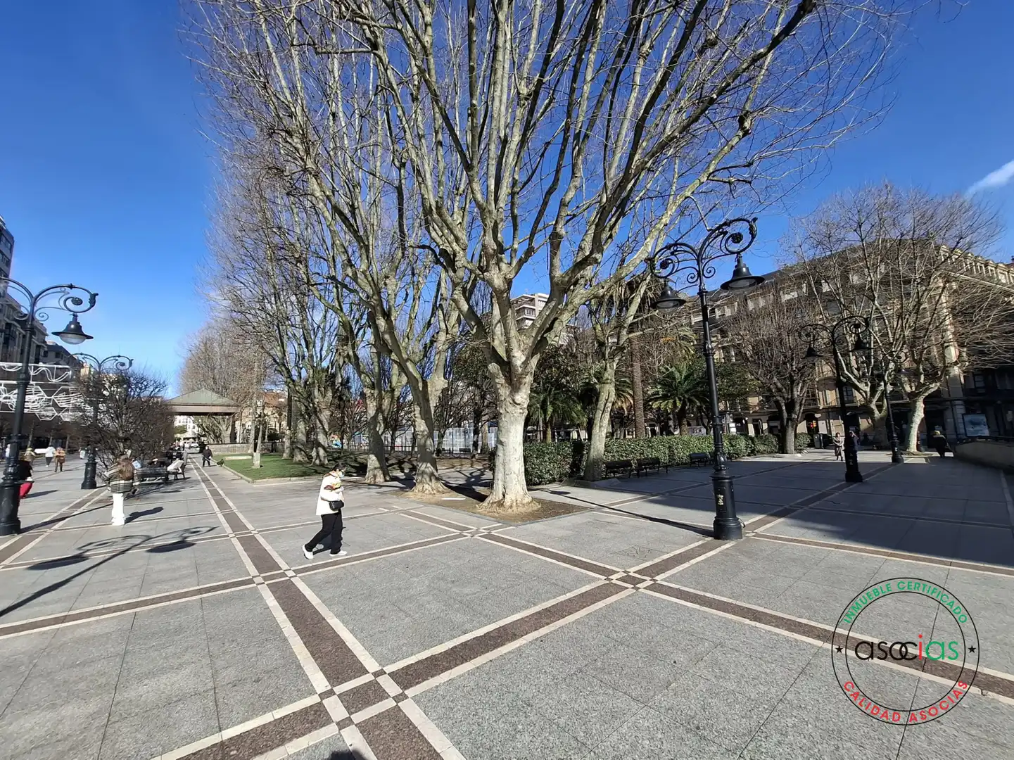Vista exterior de Piso en venta en Gijón  con Calefacción