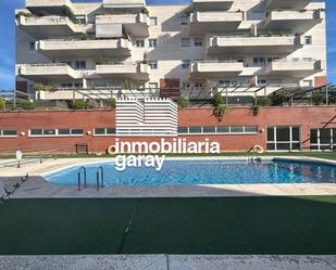 Swimming pool of Flat to rent in La Moraleja  with Air Conditioner and Swimming Pool
