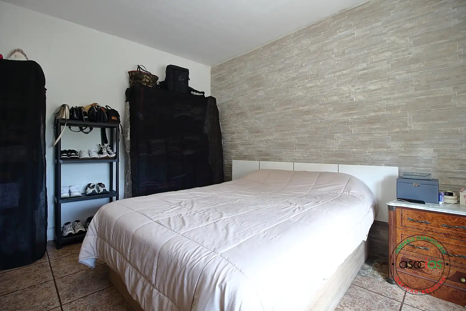 Dormitori de Casa o xalet en venda en Gijón  amb Calefacció