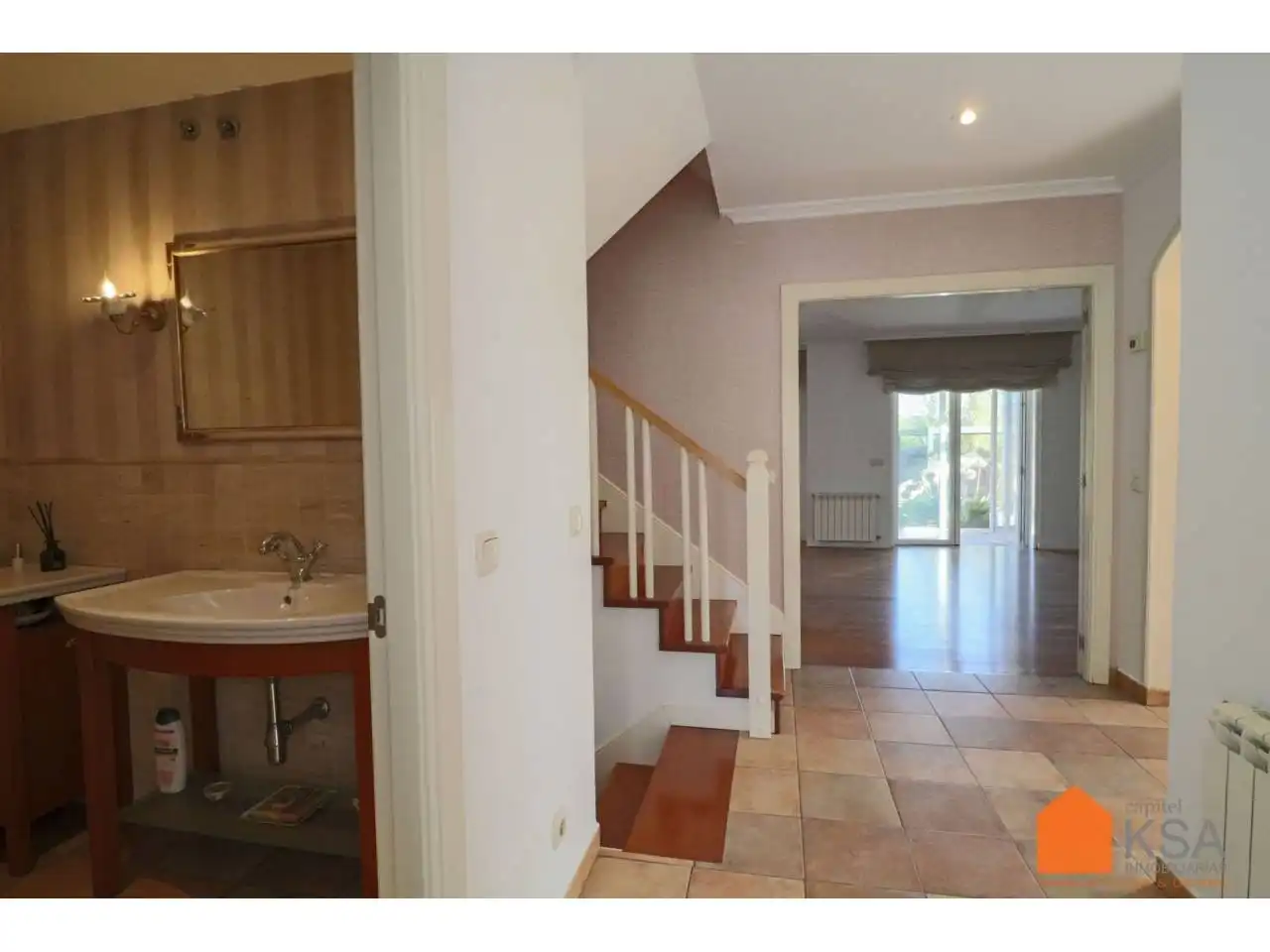 Houses for sale in Calle Piñeiro de Villestro, Parroquias de Santiago