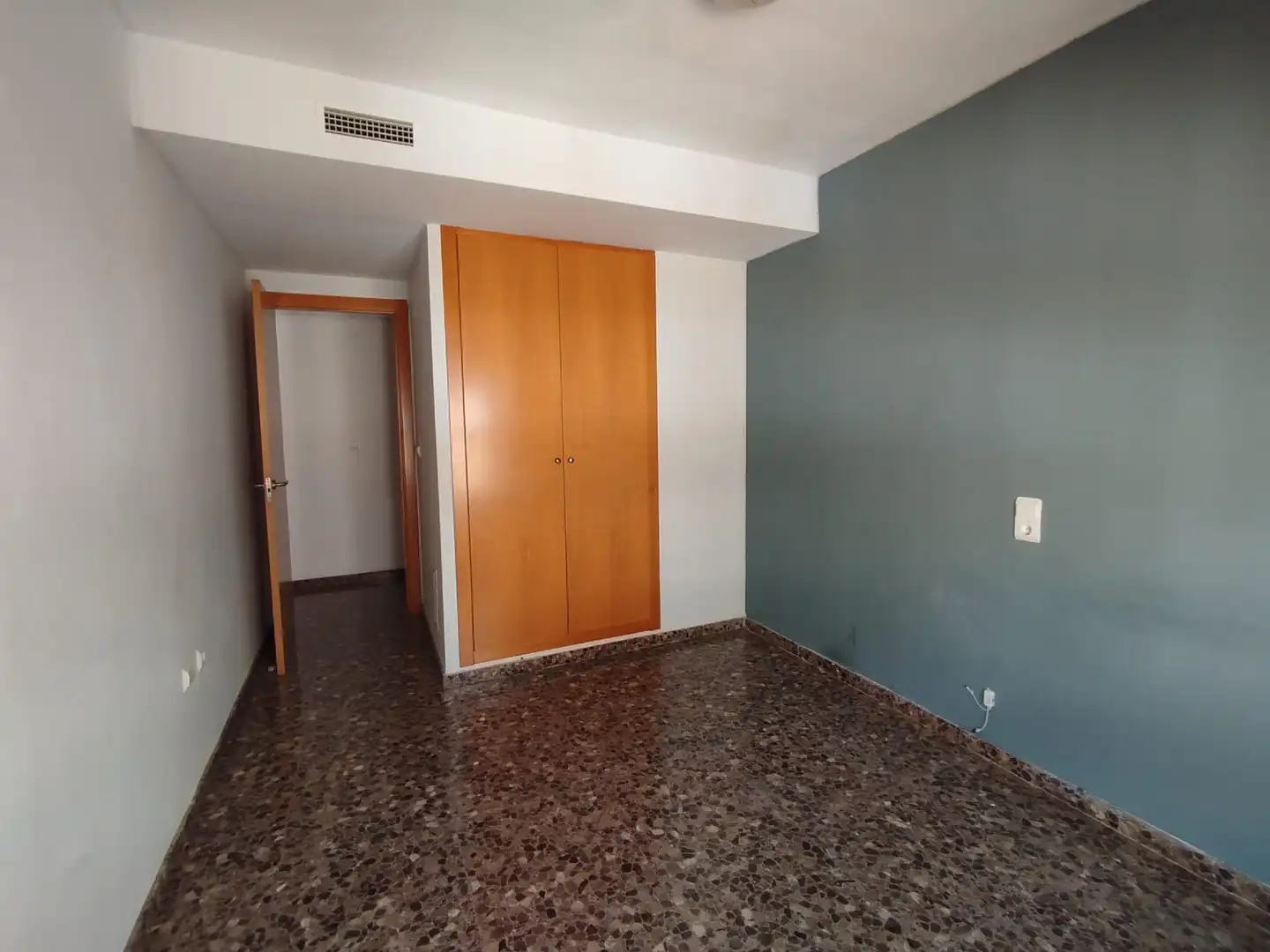 Schlafzimmer von Wohnung zum Verkauf in Llíria mit Klimaanlage