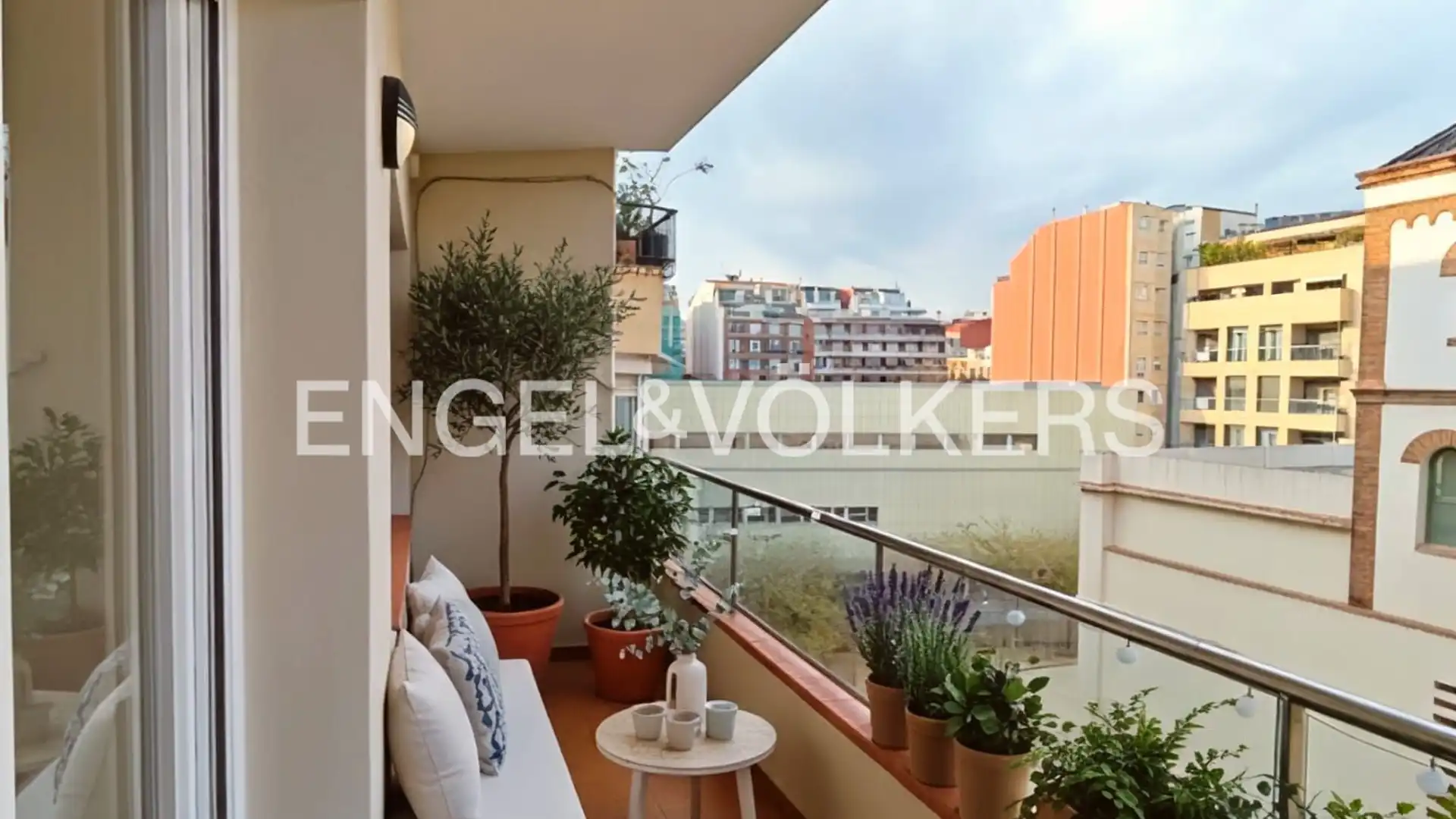 Balcony of Flat for sale in  Barcelona Capital  with Air Conditioner, Heating and Parquet flooring