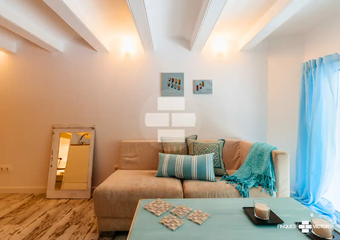 Sala de estar de Piso en venta en Barcelona con Amueblado, Horno y TV