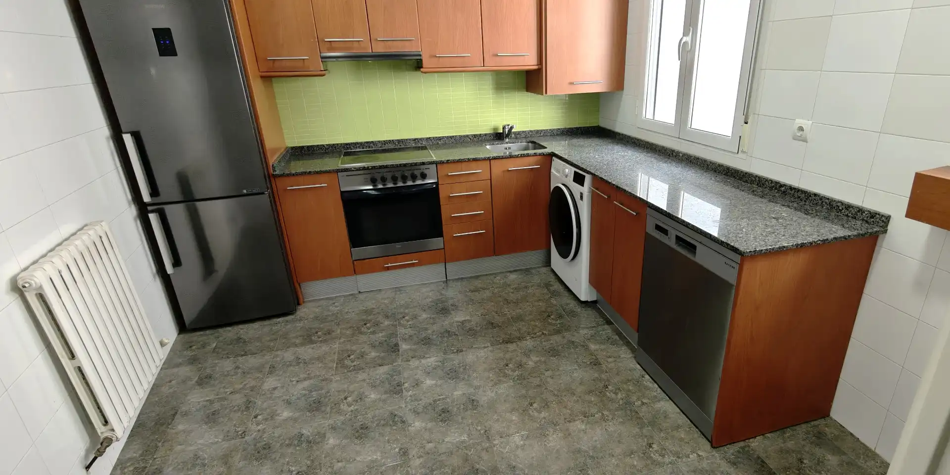 Cocina de Piso en venta en Zaragoza con Calefacción, Parquet y Terraza