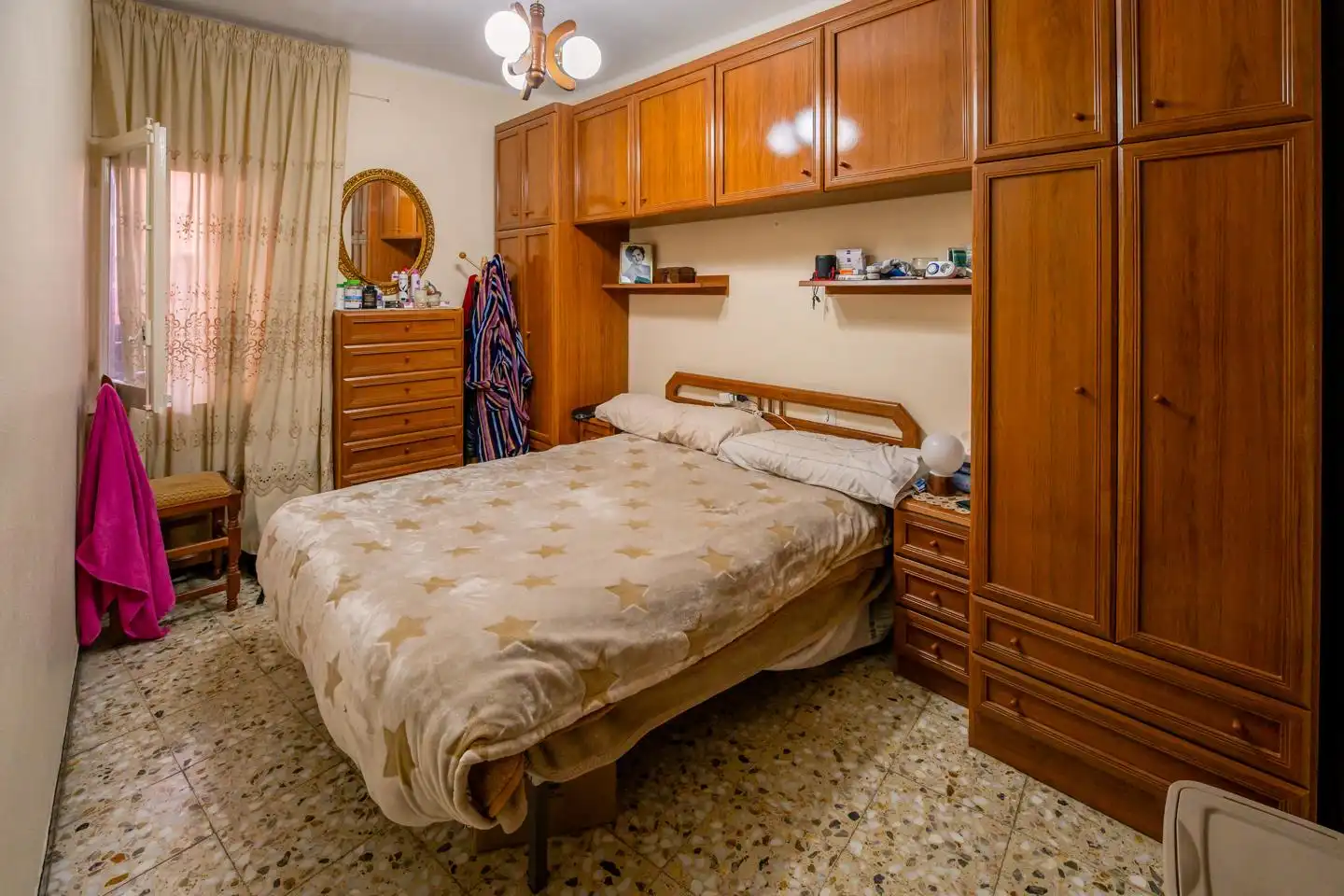 Dormitori de Casa o xalet en venda en Morés amb Calefacció, Terrassa i Balcó