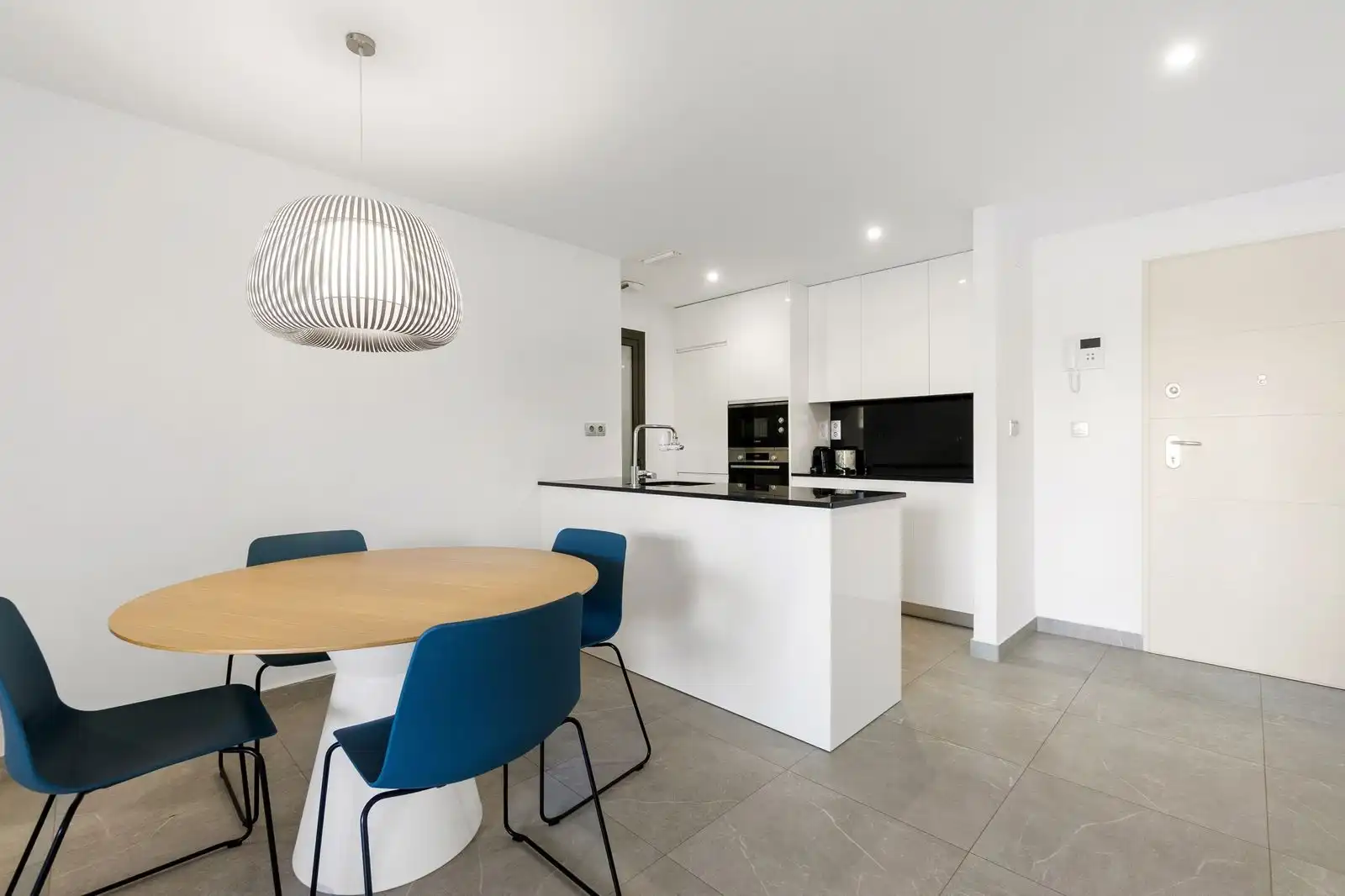 Apartamento con piscina en venta en N/A, imagen 10