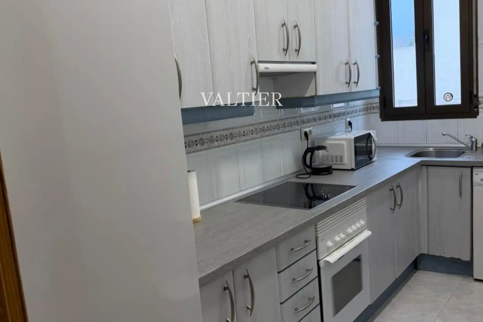 Kitchen of Attic for rent in Madrid  with Air Conditioner, Heating and Terrace