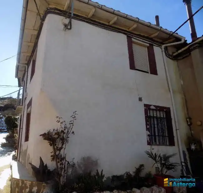 Vista exterior de Finca rústica en venda en Brazuelo amb Jardí privat