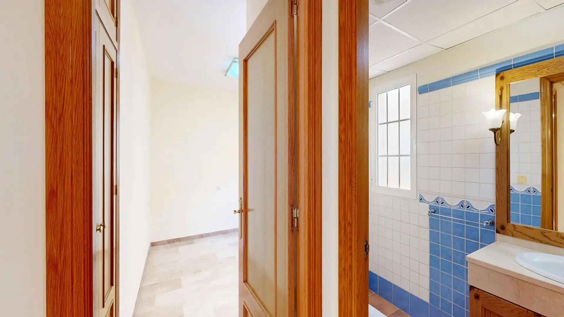 Baño de Piso en venta en Molina de Segura con Aire acondicionado, Terraza y Trastero