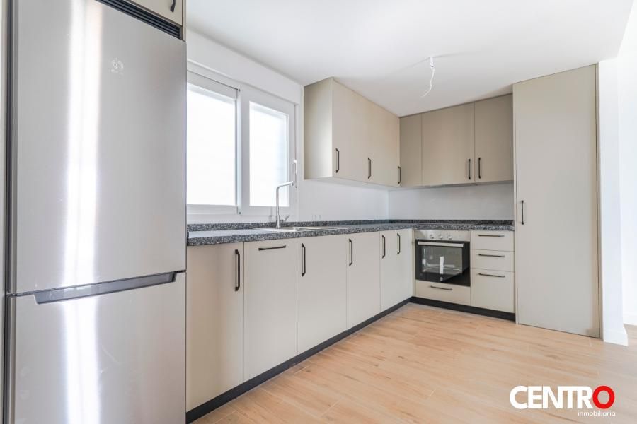 Piso en venta en camino de Gójar , La Zubia Ciudad, La Zubia