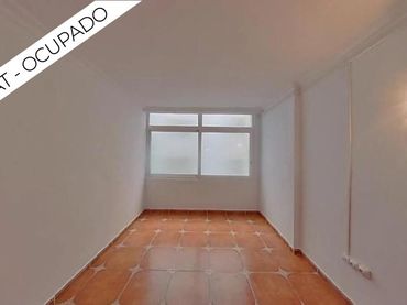 Appartement compact avec ascenseur à vendre à Nord-est