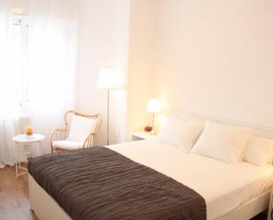 Bedroom of Apartment to share in Sant Joan Despí  with Air Conditioner