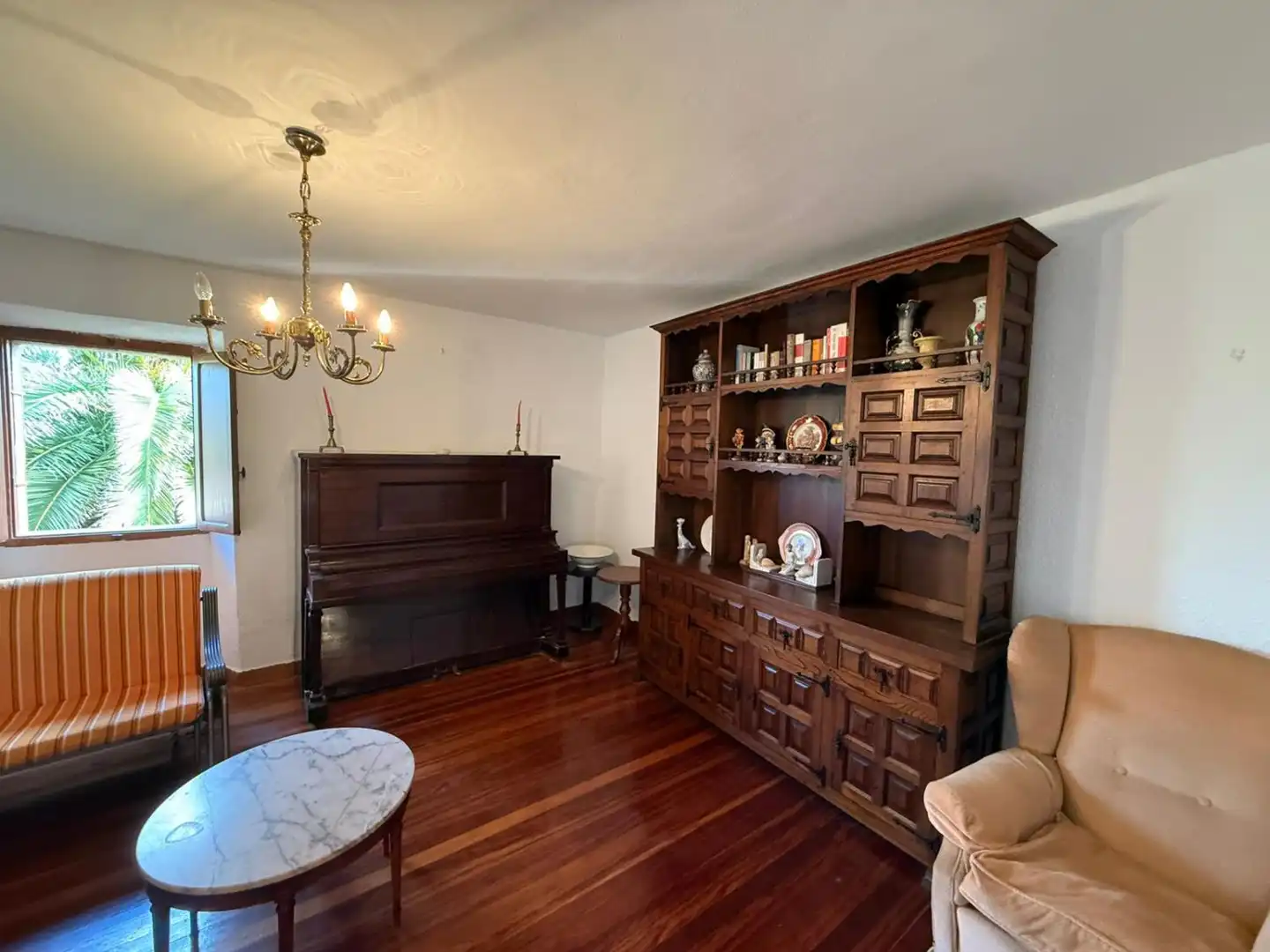 Sala de estar de Casa o chalet en venta en Noja con Calefacción, Jardín privado y Terraza