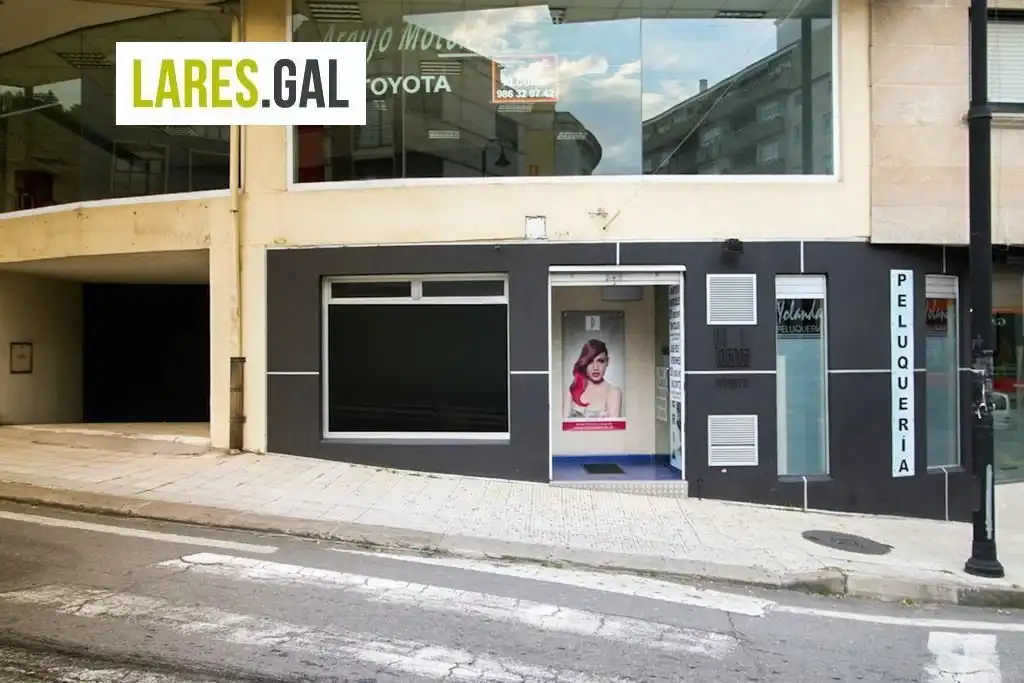 Local de alquiler en Cangas 