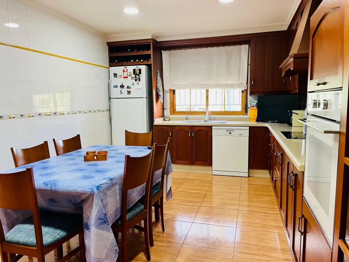 Kitchen of Houses for sale in Elche / Elx  with Air Conditioner, Private garden and Terrace