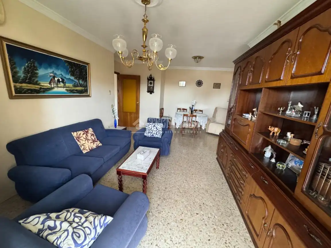 Piso con ascensor en venta en Macarena