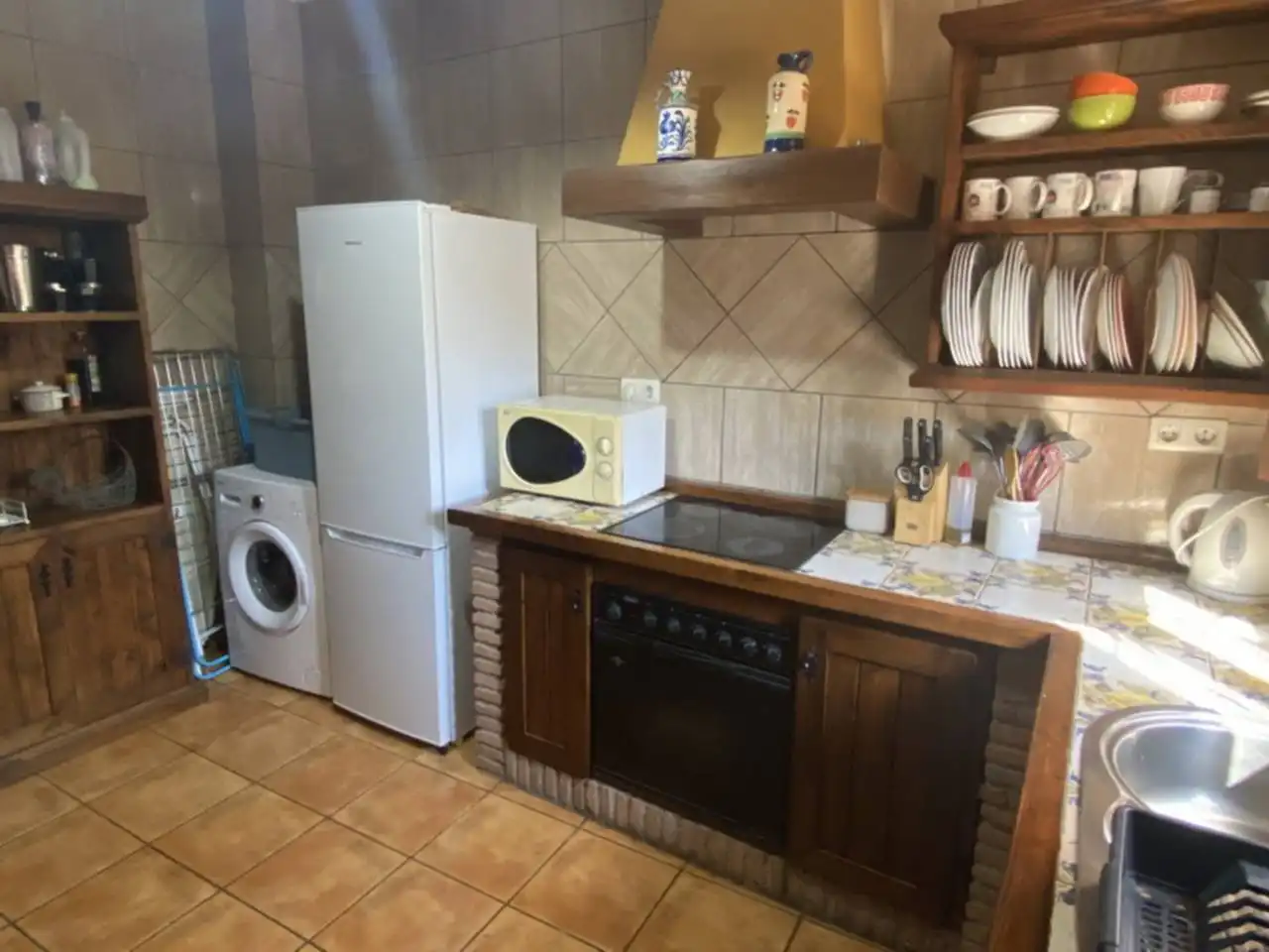 Küche von Country house zum Verkauf in Torrenueva Costa mit Privatgarten, Terrasse und Schwimmbad