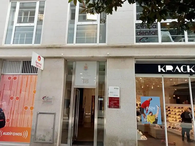Pis en venda a Raiña , Centro - Recinto Amurallado