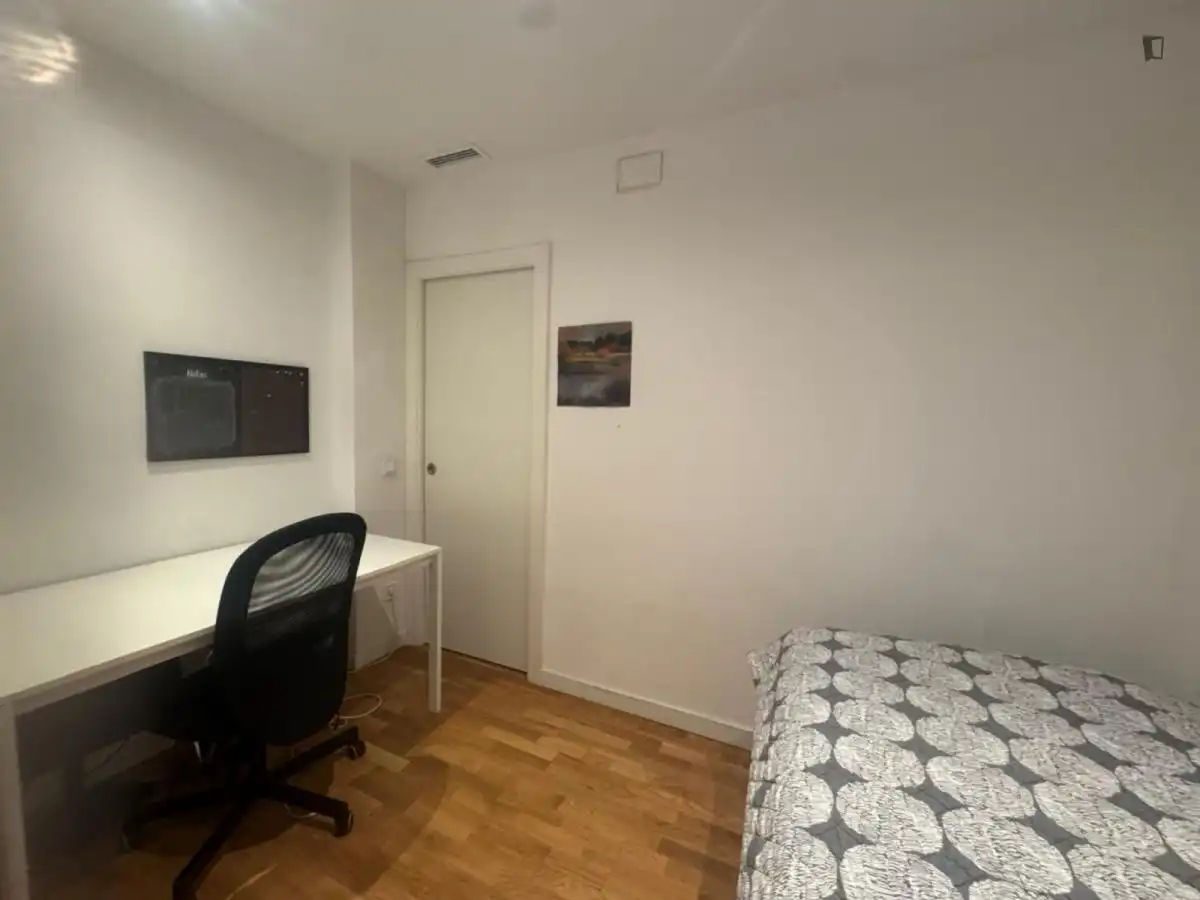 Habitació a Sant Gervasi- Galvany
