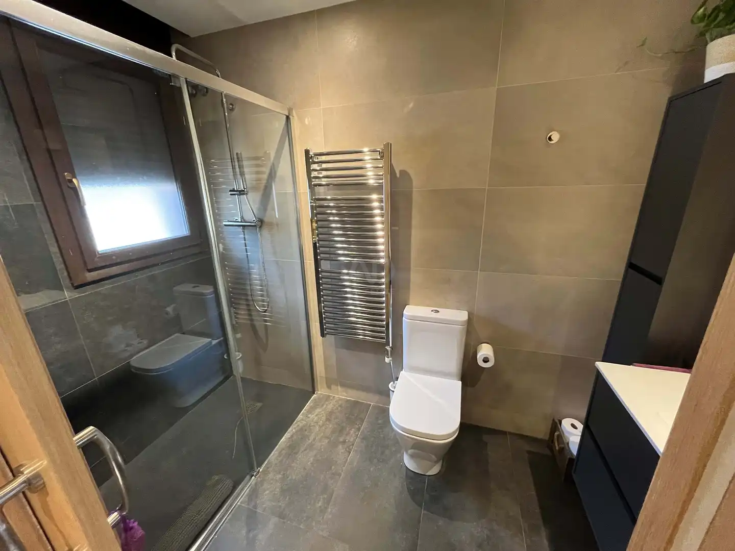 Bathroom of Houses for sale in Les Franqueses del Vallès  with Air Conditioner, Heating and Terrace