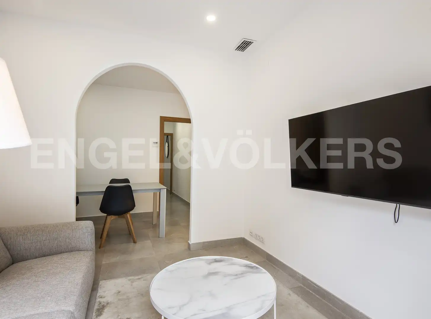 Living room of Flat for rent in  Barcelona Capital  with Air Conditioner, Heating and Terrace