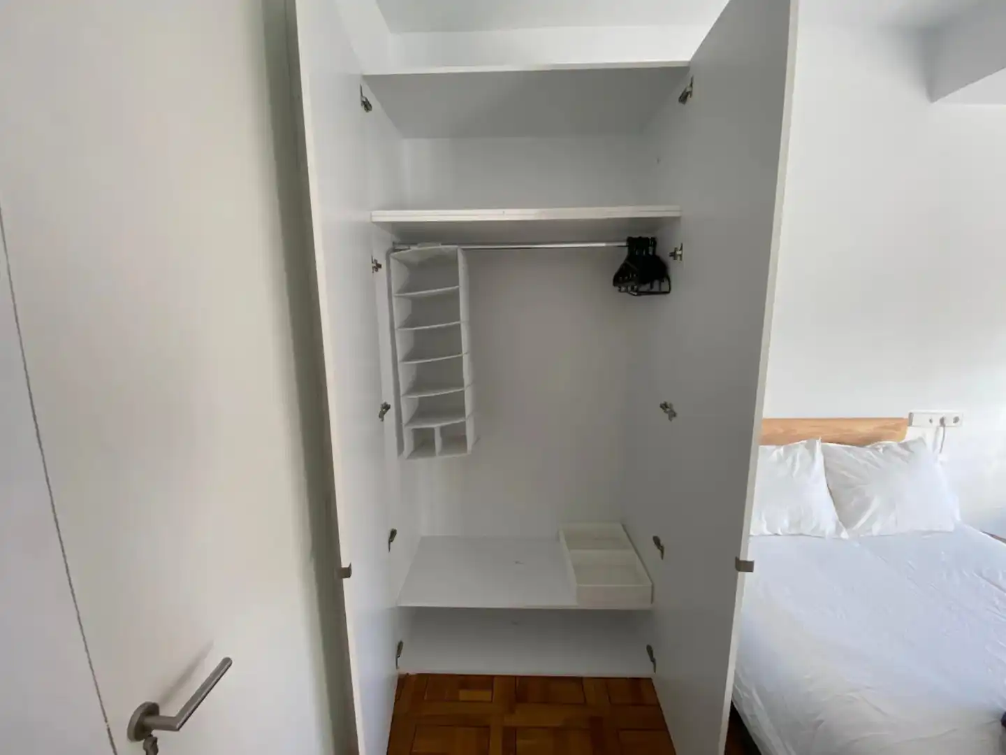 Bedroom of Flat for share in Tetuán
