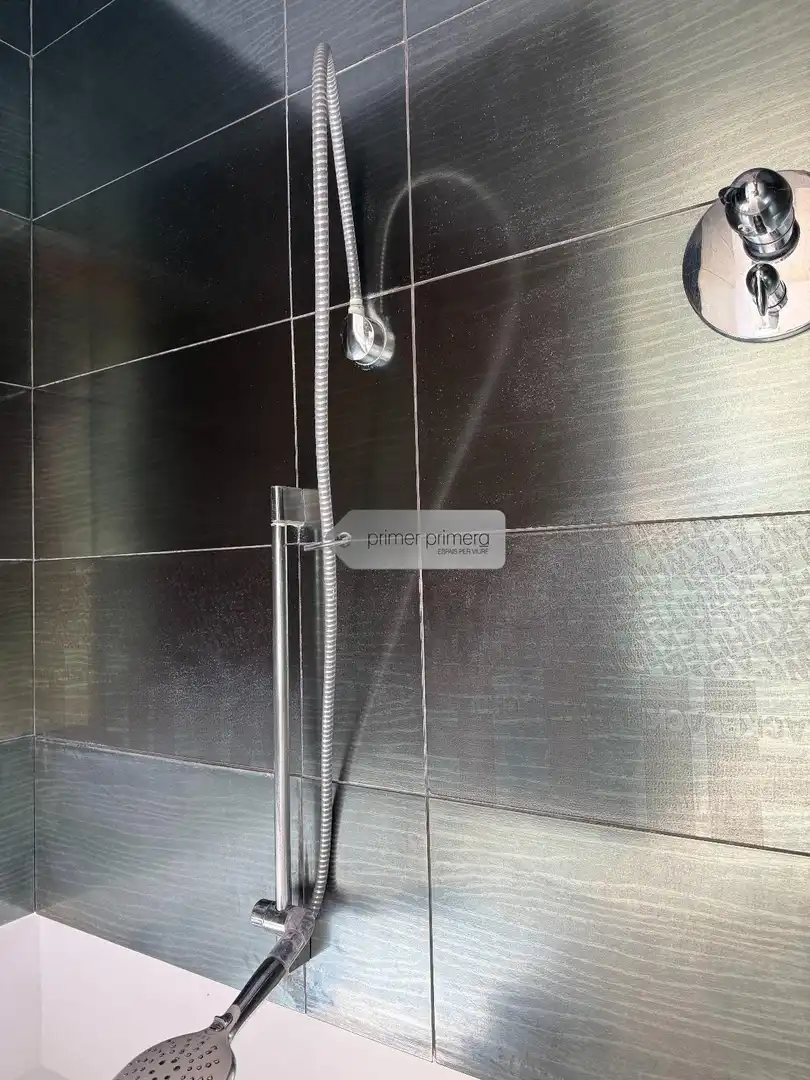 Baño de Casa o chalet en venta en Vilobí d'Onyar con Aire acondicionado, Calefacción y Jardín privado