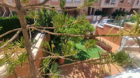 Foto 4 de Casa o xalet en venda a Calle Costa Marfil, 19, Los Molinos - Villa Blanca, Almería Capital
