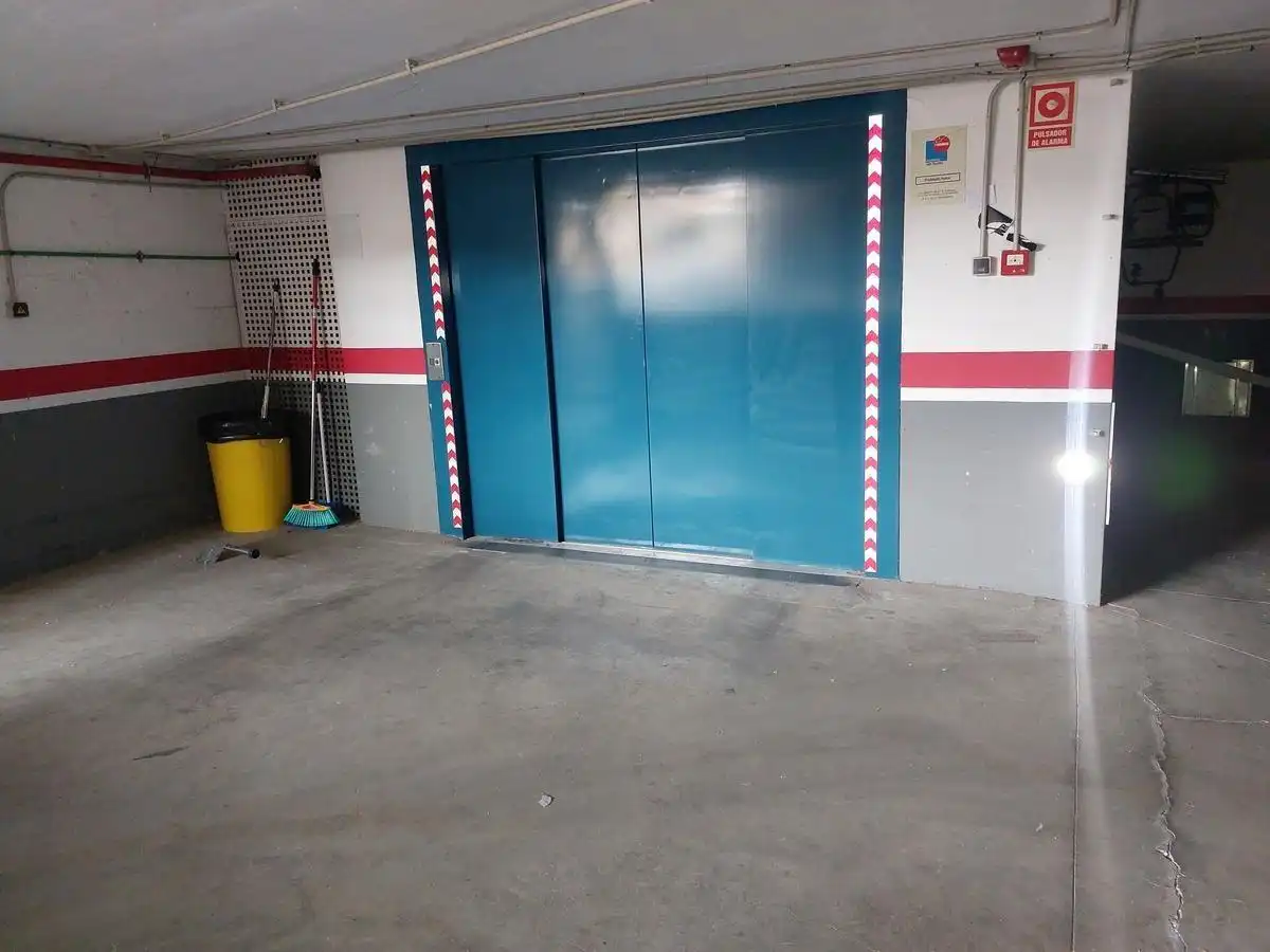 Garatge en venda en Tielmes