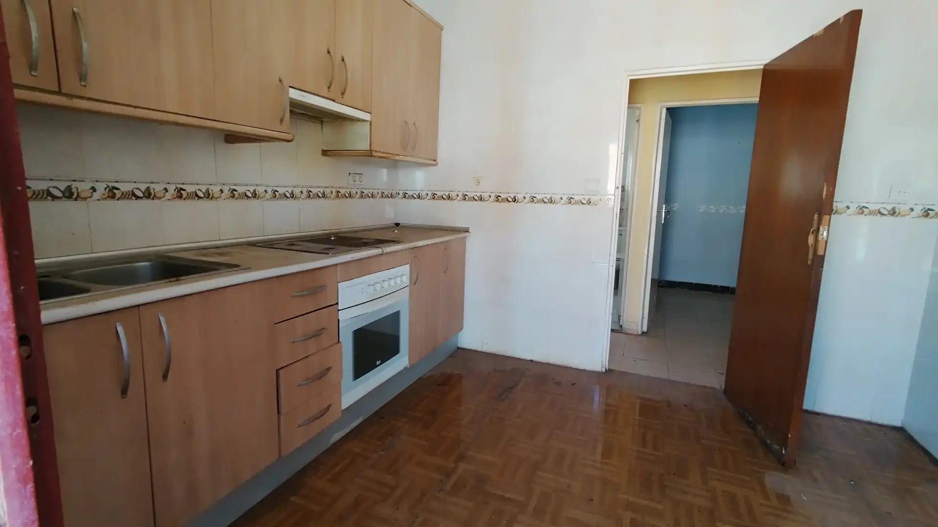 Kitchen of Flat for sale in Valdepeñas  with Terrace