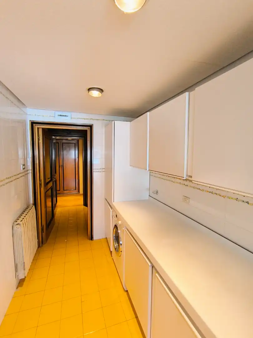 Küche von Wohnung zum Verkauf in Palencia mit Klimaanlage, Heizung und Parkett