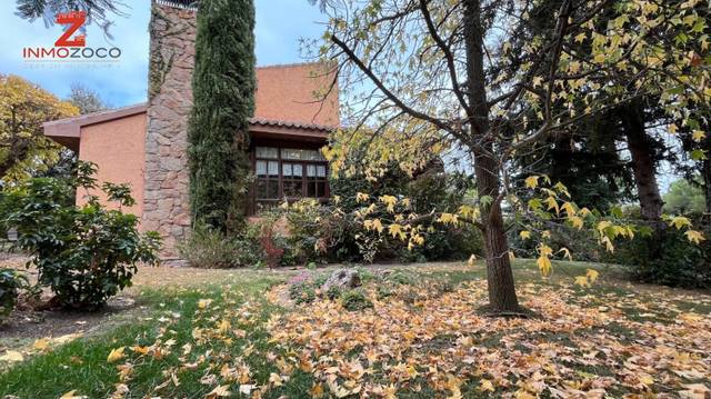 Casa-chalet en Venta en Molino de la Hoz